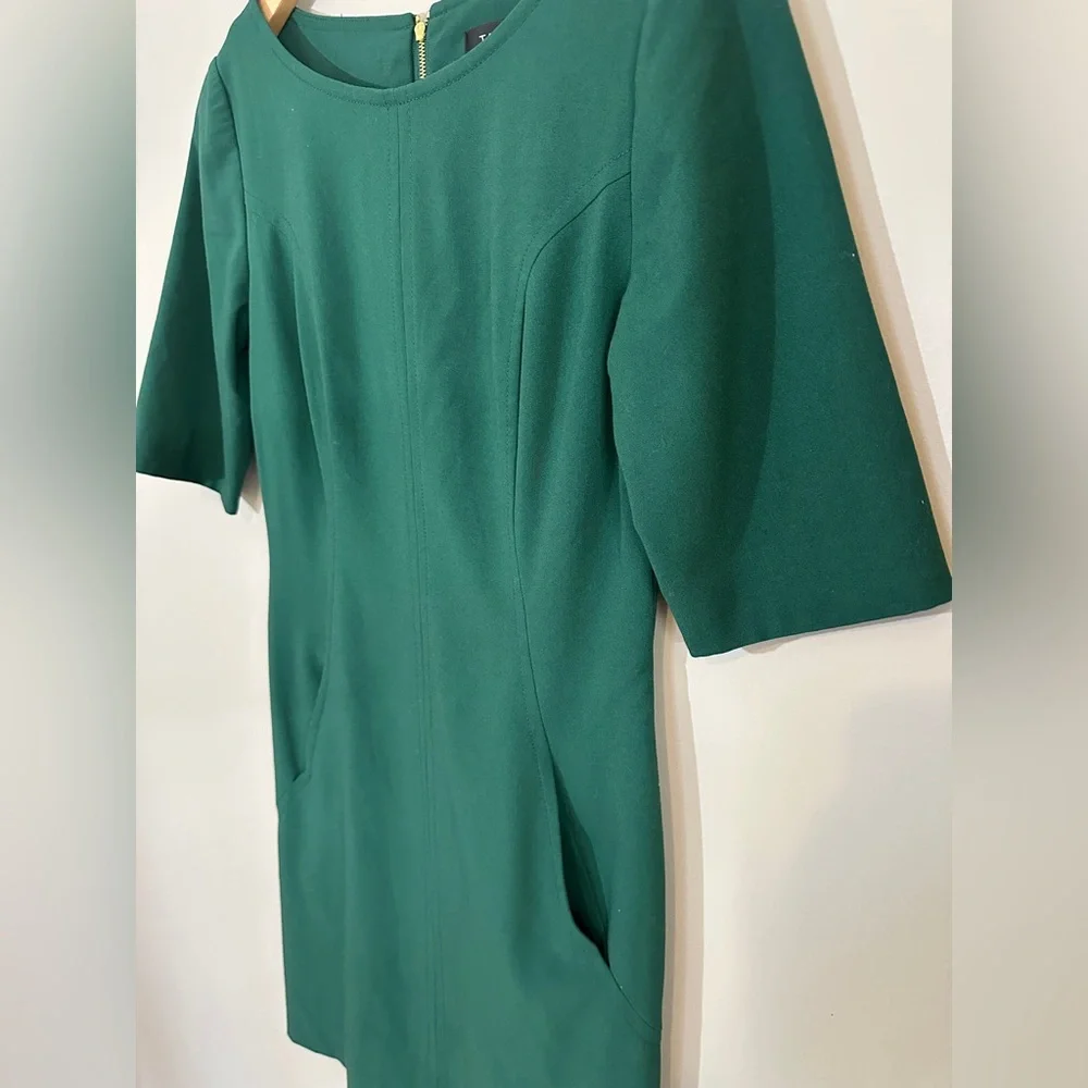 Tahari Green Tailored Exposed Zipper Career‎ Dress Womens Size 4 Pockets - Picture 2 of 5